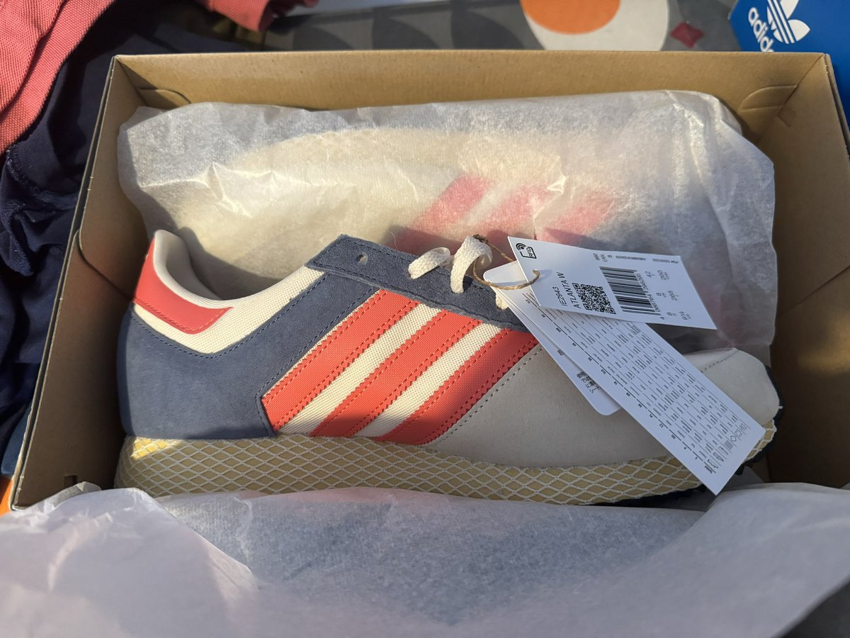 💥💥💥💥FOR SALE💥💥💥💥

adidas Atlanta - Size 8

BNIBWT - £75 TYD

Any shares would be greatly appreciated TIA 🤝🏼