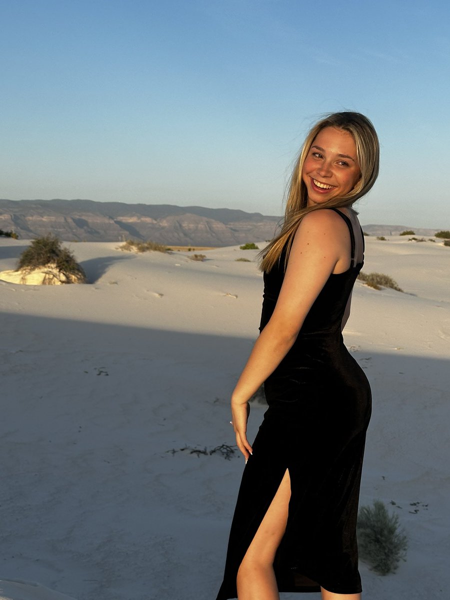 Happy 19th Birthday <a href="/JadynHooten/">jadyn shay</a> I’m so proud of the beautiful, determined, strong young woman you have become! I love you!!!!