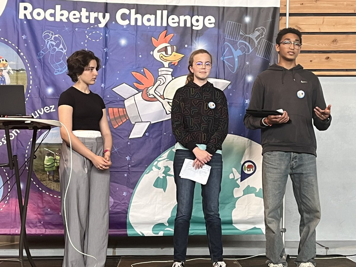 GifasOfficiel's tweet image. Finale nationale du #RocketryChallenge 2024 à #Biscarrosse : le temps des soutenances devant le jury composé de @GifasOfficiel @ArianeGroup @cnes et @PlaneteSciences. #Rocketry #MiniFusées #Espace #Jeunesse