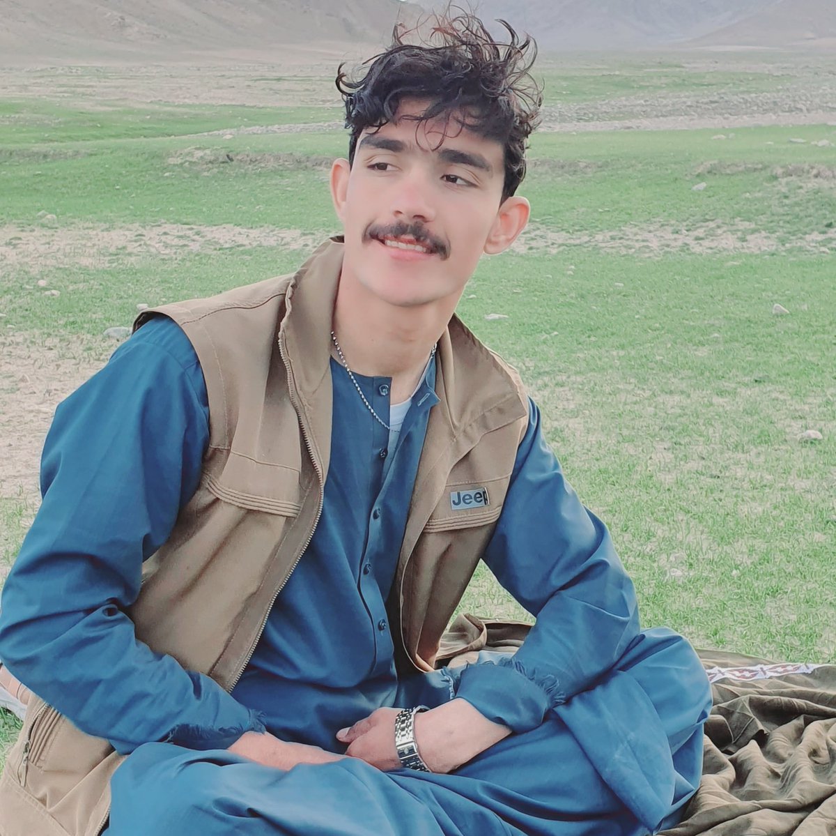 Slimanyar's tweet photo. #تصویرنمایه‌جدید https://t.co/VkzutsujF7