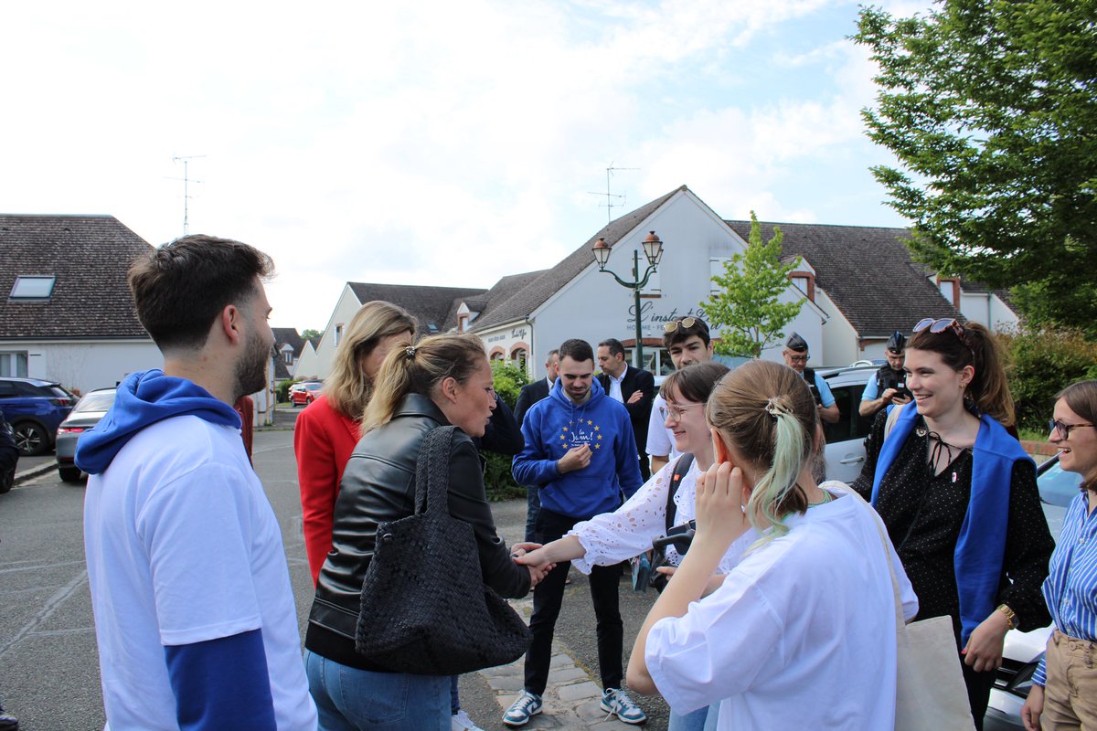 Les Jeunes avec Macron Centre-Val de Loire tweet media