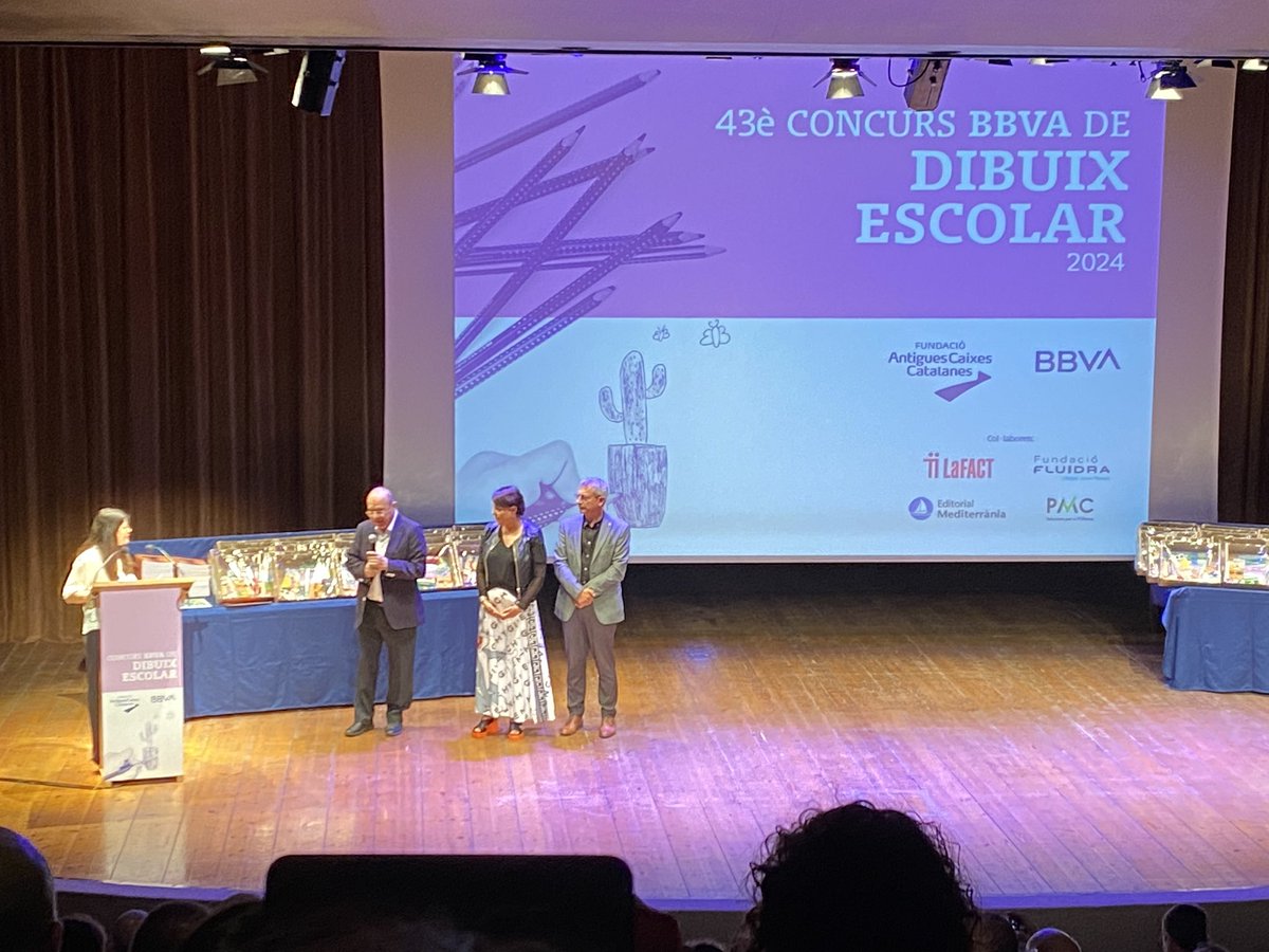 belen_carrascon's tweet photo. Enhorabona Teo ets una dels guanyadors del concurs de dibuix del BBVA @Fcaixescat El primer de molts dels premis que rebràs. Ets un artista😍👨🏻‍🎨🎨#JEStGervasi @JesuitesEdu @jesuitesinnova https://t.co/9PQAXt5K8y