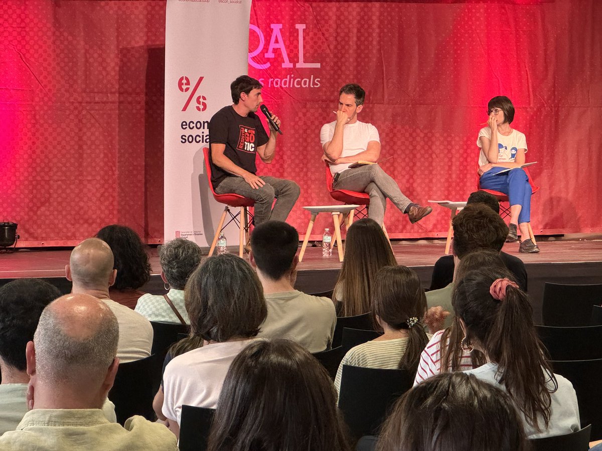 albert_huerta_'s tweet photo. #ConversESS a la @LiteralBCN @FabraiCoats
Cap a un nou model d’habitatge.
👉Amb @ladinamo_, @JaimePalomera, @marticuso, i Laia Forné (@LaLaieta_) https://t.co/thvEwoeBgb