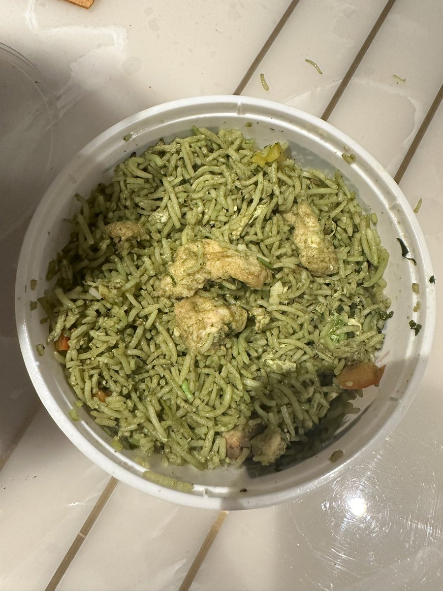 kritssriram's tweet photo. @Swiggy I ordered vegetarian food from Swiggy (Meraki restaurant) and I got rice with chicken. This is a horrible experience. How can your team let this happen ? My entire order was supposed to be veg https://t.co/Gj6rI7q9t7