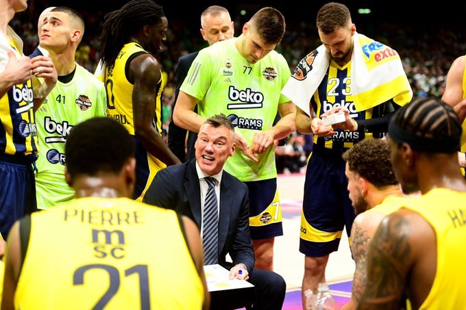 🏀 Fenerbahçe Beko, EuroLeague sezonunu 4. olarak tamamladı Maç Sonucu | Olympiakos 87-84 Fenerbahçe Beko