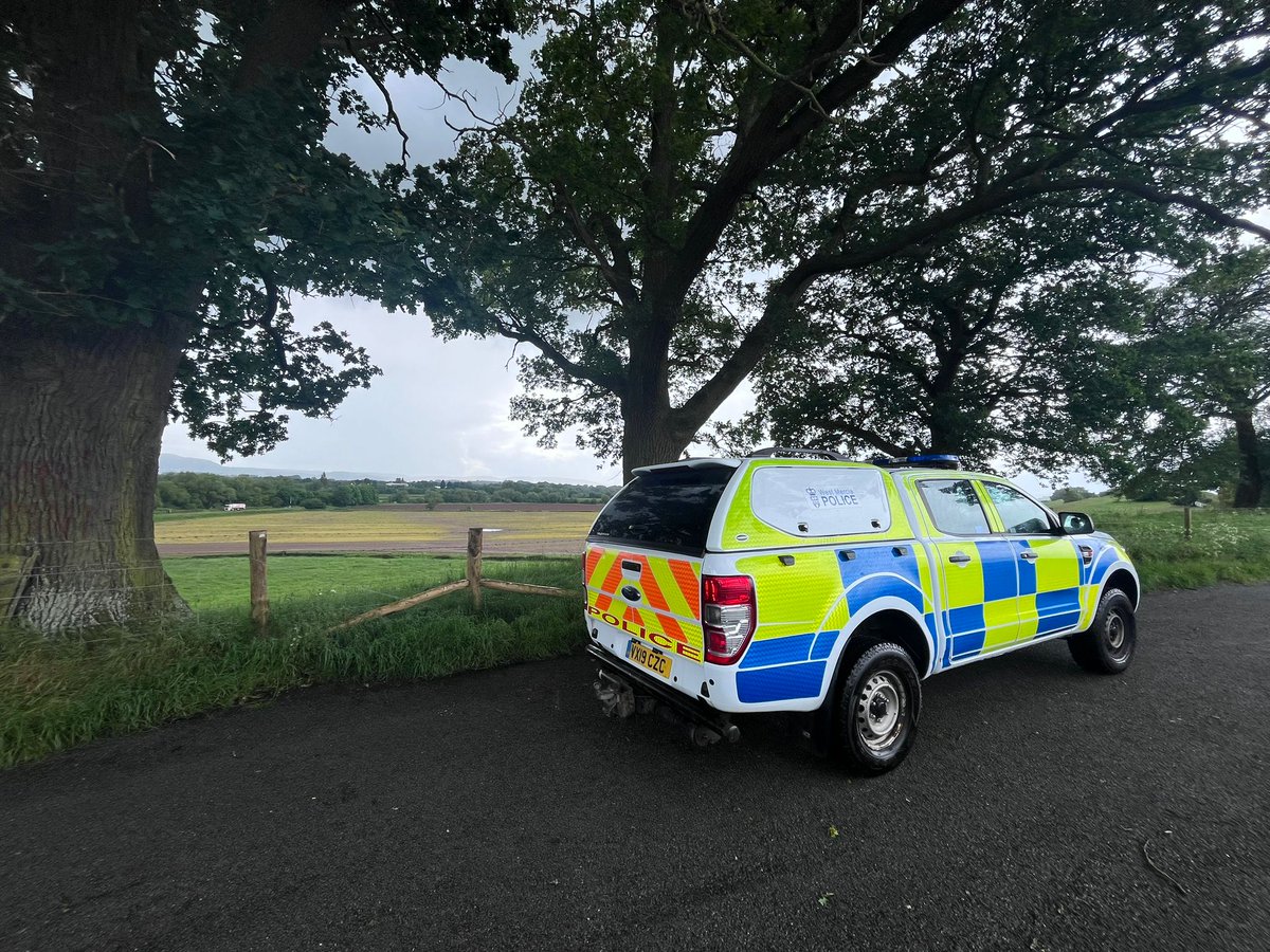 #PCSOSmith from the #Kempsey & #Alfrick SNT is out across the patch on patrol today for the late shift! 👮‍♂️ Patrols of #Rushwick, #Powick, #LeighSinton, #Bransford, #Kempsey and much more! 🚨 Despite the weather 🌧 patrols continue being #VisibleInTheCommunity @InspDaveWise