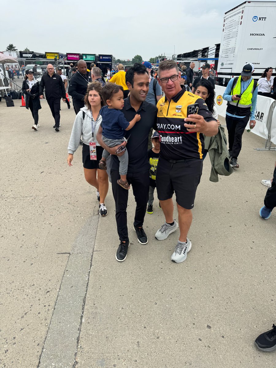 These are our people at Indy 500. 🇺🇸