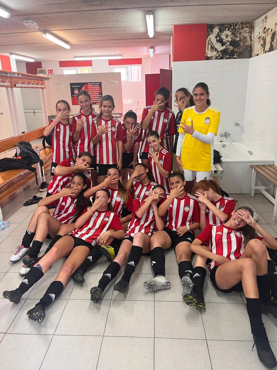 FutbolBaseCDA's tweet photo. BRAVAS🔥 CD Acero 2️⃣- 0️⃣ Gilet A. Enhorabuena chicas, en cada partido demostrando vuestro crecimiento 🔴⚪️ https://t.co/q0F0F75vgh