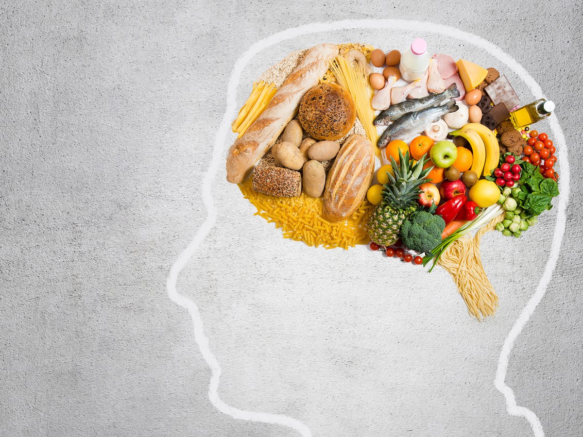 Think twice before reaching for that fast food! An unhealthy diet can actually change your brain, leading to cognitive decline and poor mental health. Read more. 

drweil.com/blog/bulletins…