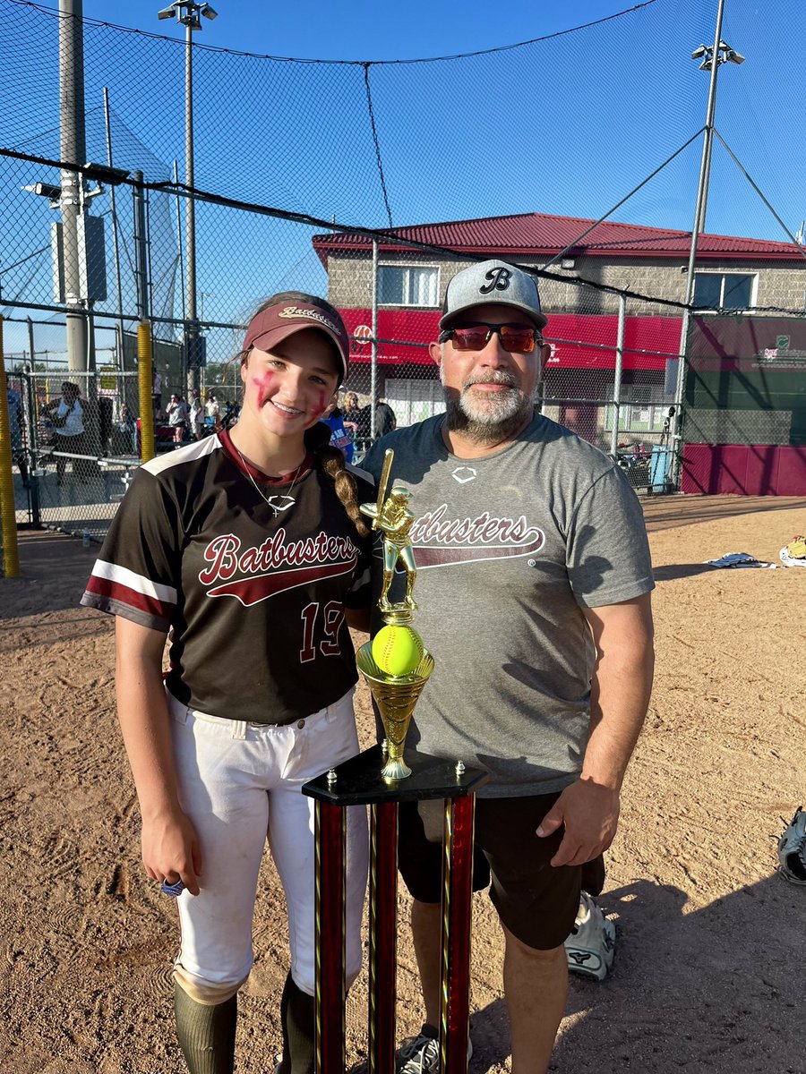 Madison19rogers's tweet photo. Today was a sad day but a happy one too. It was my last day stepping on the field with my dad being my head coach since 9U and only wearing my Batbusters uniform. Thank you dad for all the things you have taught me on the field and how to be a better player but an even better person and teammate. I will cherish all the times with my Batbusters sisters and will never forget any of you. Today, I start my new journey with the BeverlyBandits @Lewis09Bandits and supper excited to hit the field with my new teammates and coaches.@jjpower19 @TomRogers7