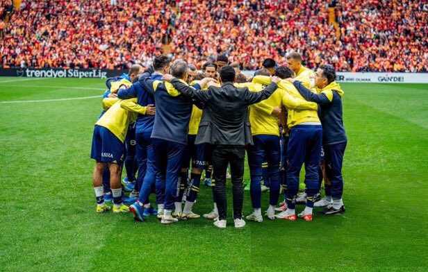 FenerAddicts's tweet photo. GERÇEK ŞAMPİYON !

İTTİRELMEDİ, RAKİPLERİ YATMADI, HAKEMLER DOĞRAMAYA ÇALIŞTI... BUNLARA RAĞMEN 99 PUAN ! https://t.co/0wk1Ld6rYI