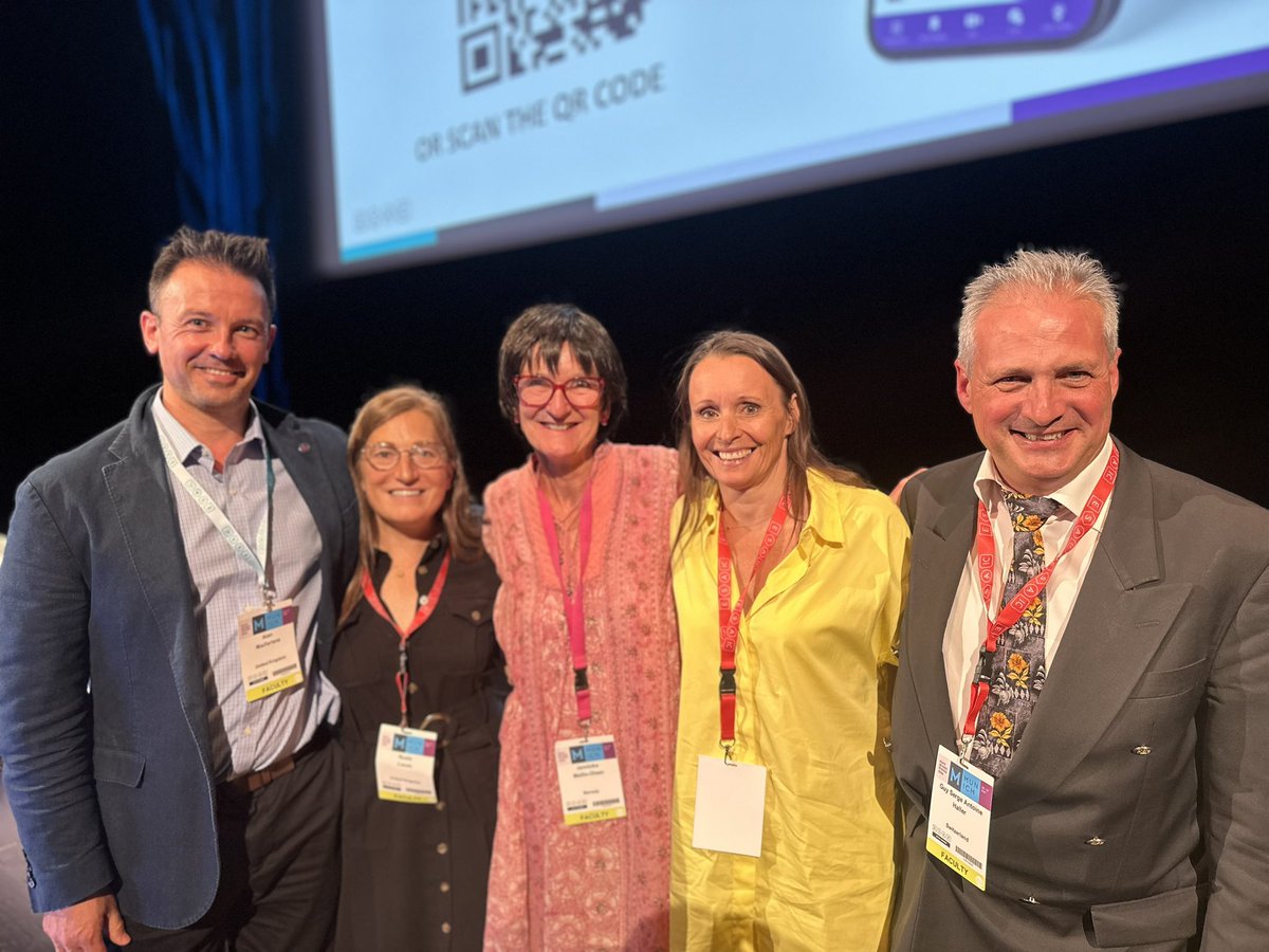 Gate crashing (stressful 😉!) the @ESAIC_org #EA24 obs anaes session with @noolslucas (our @RegionalAnaesUK #RAUK25 Bruce Scott lecturer), @wfsaorg past President Jannicke Mellin-Olsen, @DevroeSarah and Guy Heller Off now to @BJAJournals dinner @HughHemmings @katy_skier 🤗🍺