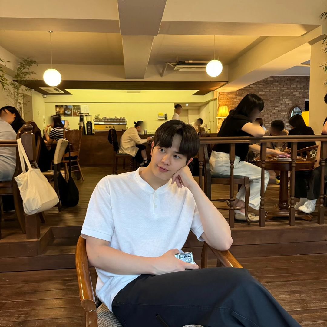 jmxngx's tweet photo. 240526 #정민규 #JUNGMINGYU 인스타 

��페 나들이😁😁 https://t.co/Po9svbCl98