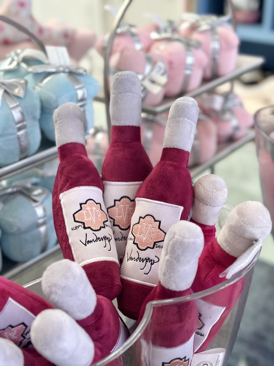 Vanderpump Dogs tweet media