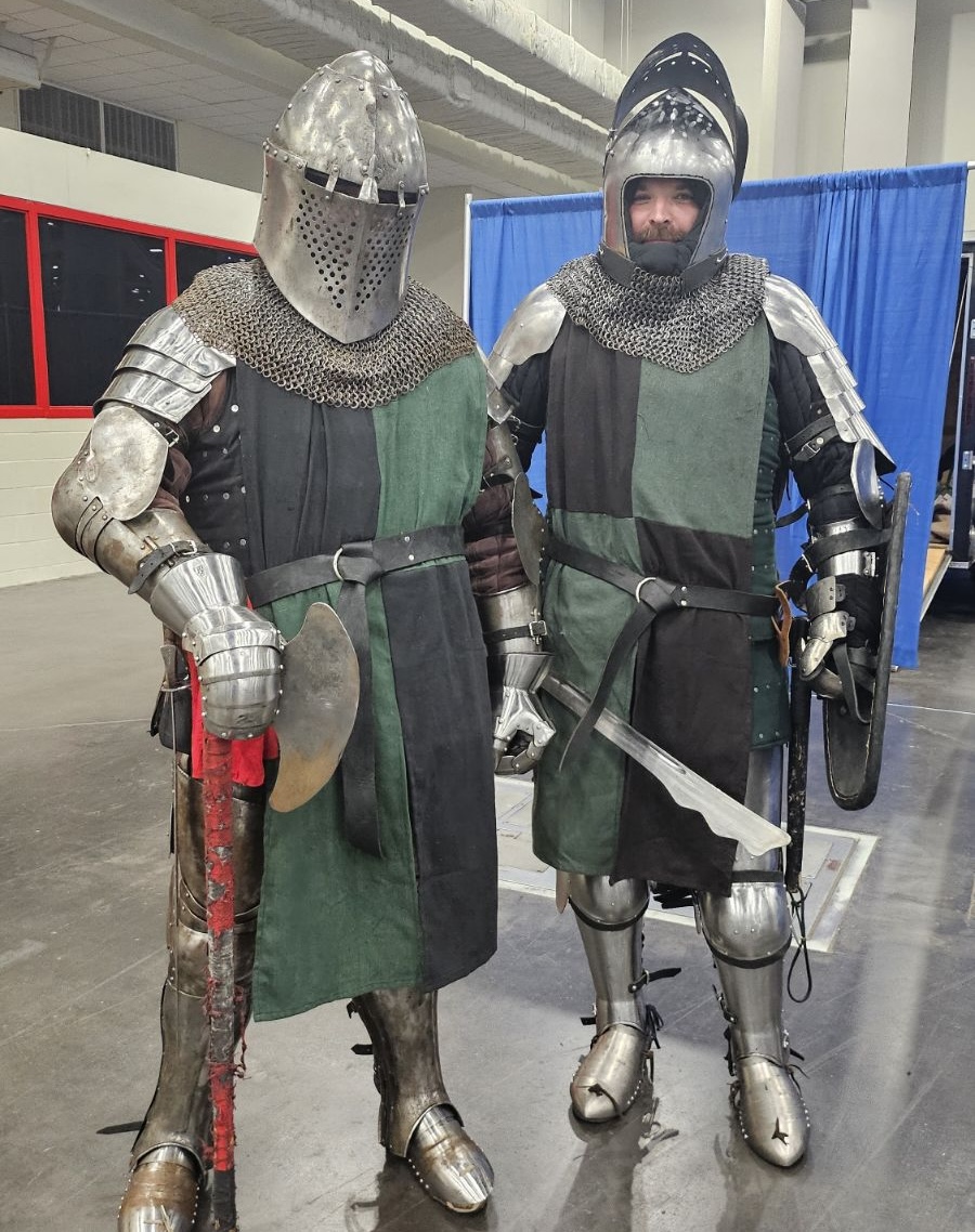 Watch Full Steel Combat at the U.S. Army Combat Theater and root for your favorite knights!