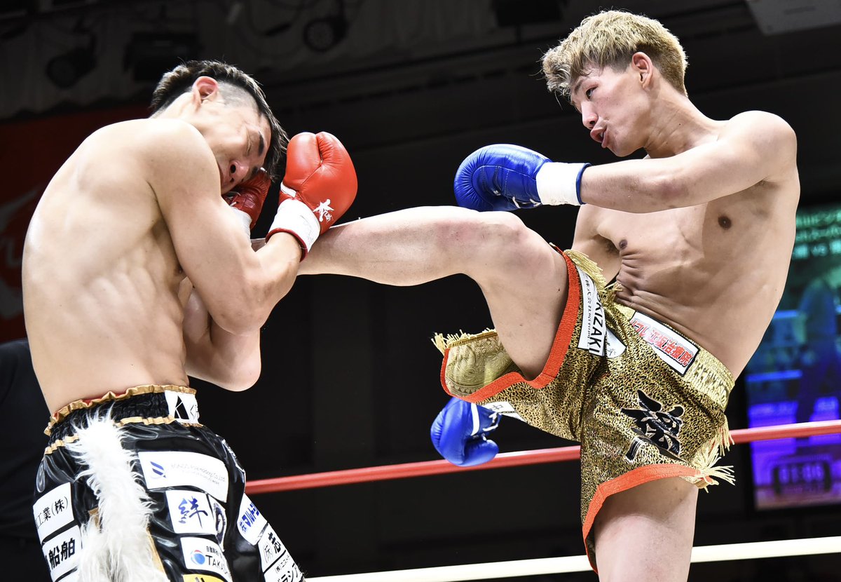 Nob_yasumura's tweet photo. 夜はKrush撮影でした。大会結果の詳細は以下のリンク先へ。
https://t.co/L8UsmuZ19S
#krush161 #krush #k1wgp #格闘技 https://t.co/XyWy97KBaL