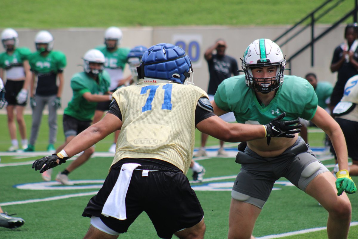 ICYMI: Our Noble Team Camp Report! It Also Features Breakdowns On: @hansen_acyn @brayson_carter @cadenknighten @Conner_Lane4 @boonepierce3 @jjashawn10 @Jckawaykla @jon_grimmett @Mishaun_07 @NextUp40 @EllefsonRiley8 #OKPreps prepredzone.com/2024/05/noble-…