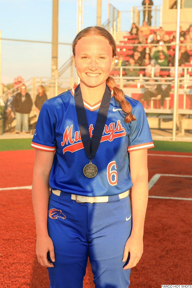 Sheyenne Softball tweet media