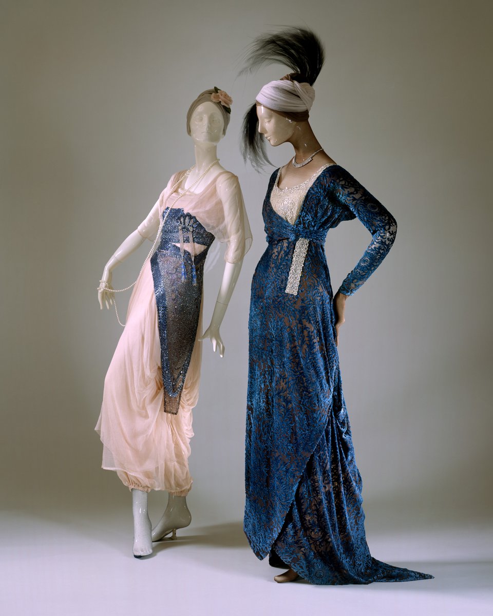 Evening dress by Jeanne Hallée, 1911–15. The MET.