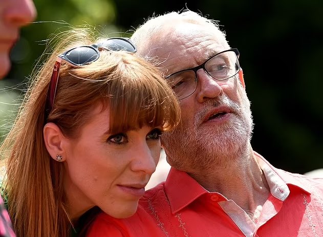Great to see Deputy Leader @AngelaRayner put deference’s to one side to give former leader Jeremy Corbyn a hand campaigning in Islington North today. This is what you call grown up politics 🌹