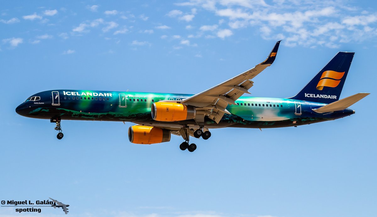 Boeing 757-200 Icelandair Aurora Boreal livery TF-FIU, Jerez de la Frontera. LEJR 9-5-2014 #avgeek #planespotting #planespotter #aviationlovers @Icelandair