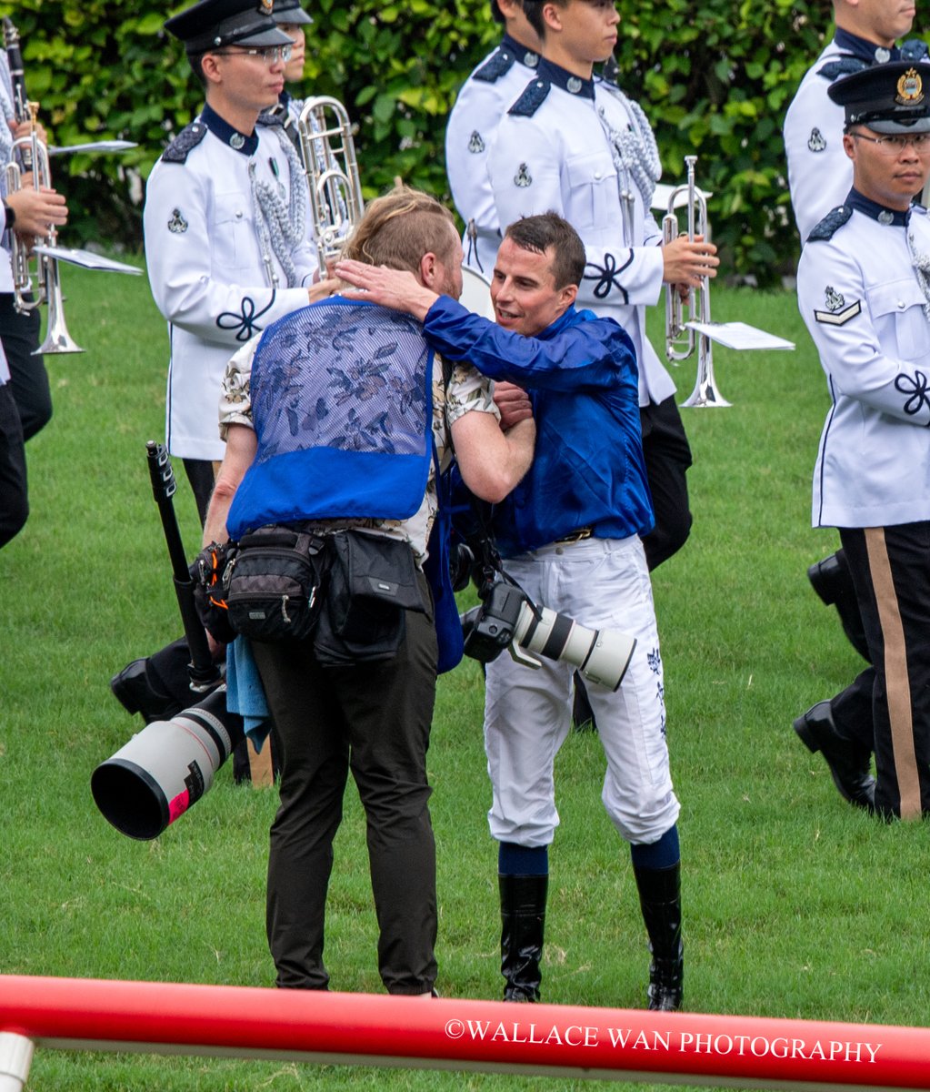 Super jockey with super photographer!
REBEL'S ROMANCE (William Buick)
@A_Evers 
#superjockey #Horse #hkracing #hkphotographer #art #horsephoto #調教師 #horseracing #jockeys #騎手 #競馬場 #shatinracecourse #HorseRacing