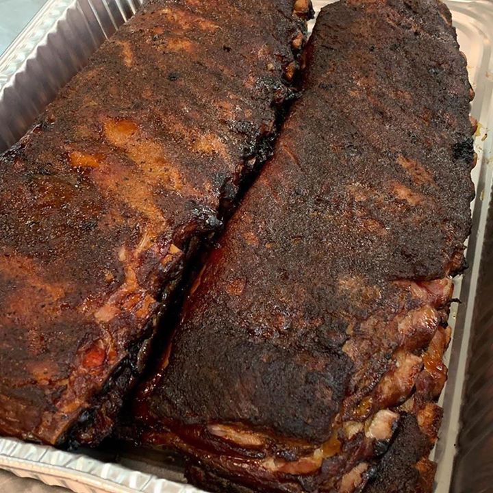 🌟🌟Meal Prep for the week ahead with Bulk Meat and Sides from @newmarketbbq 🌟🌟 Reserve Ahead Online at nmbbq.bz/orderahead #smokedturkey #beefbrisket #pulledpork #ribs #smokedchicken #smokedmacncheese #dinehsv #ihearthsv #albbqtrail #bbq #weekenddestination #bbqx