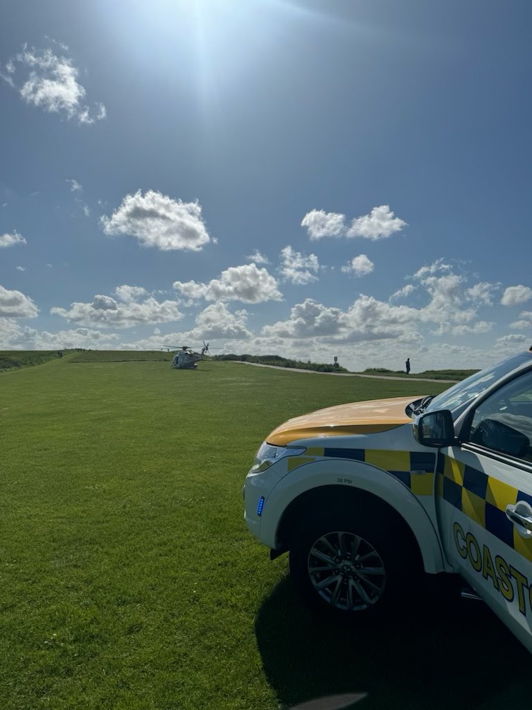 KentSpecials's tweet photo. #DR02 booking off duty after an eventful shift. One of the calls attended today involved us assisting the coastguard with a person in difficulty in the sea near #Reculver persons all now safe and sound thanks to @HMCoastguard @BayCoastguard -CF #SCCanterbury #SCTacOps https://t.co/AaEfFvb95u