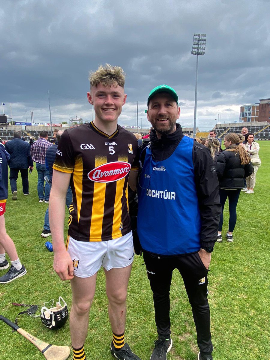 Congrats to David Barcoe who was part of the Kilkenny team that won the Leinster Minor Championship on Saturday. 👏 Pictured alongside fellow Clara man and team doctor, Neal Prendergast. 🇱🇻 #clárachabú