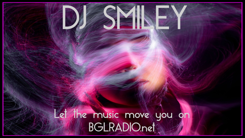 #OnAirNow A #mix of #Todaysmusic with our very own Smidget @DjSmileyBGL 😃here on bglradio.net! #TuneInNow 🎶and make it a great #SundayFunday Choose your way to tune in, just click the link! bglradio.net/viewpage.php?p…