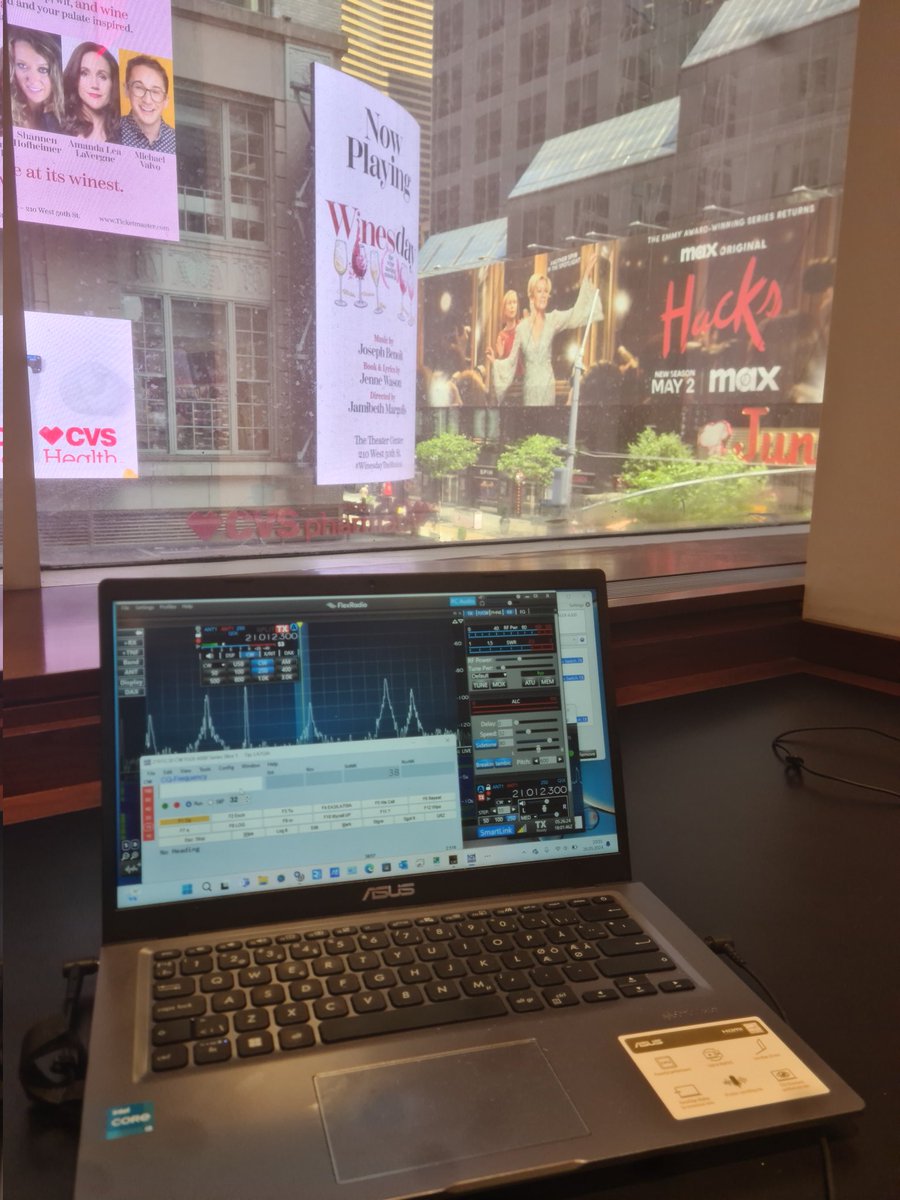 CQ WPX CW contest remote from Crowne Plaza Times Square to Spain EA3/LA7GIA. Nice view. Not the best wifi in New York, even worse than in Africa lol latency issues but fun anyway. MORSE CODE 4 EVER