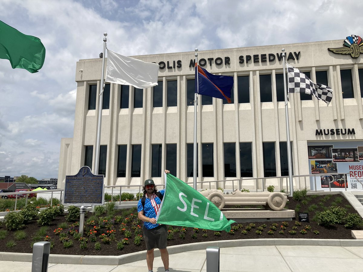 #sellflagtour continues with a pit stop at the #indy500 #sell #fjf @colinpenrose @LastDiveBar @Oakland68s