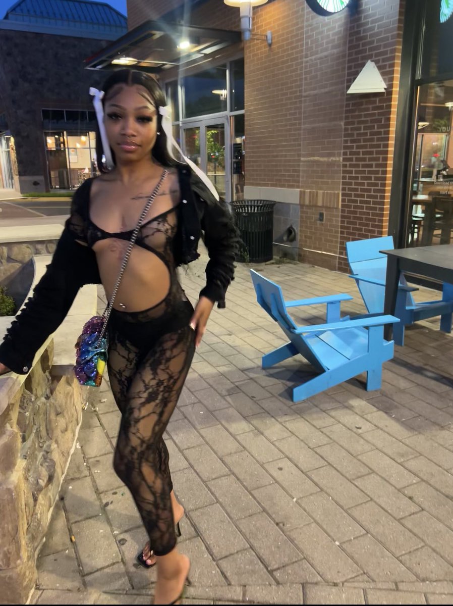 nyad0ll's tweet photo. lol last night don’t owe me nothing i had a blast🎀. #geminiszn https://t.co/NdpRdU4GUw