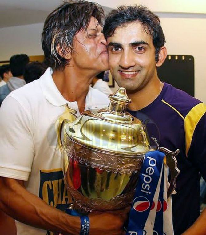 BhavyaPatni3's tweet photo. KKR won #IPL_Trophy 3 times
GG was captain of #KKR in 2012 and 2014 winning
And now in 2024 #GG is Mentor of #KKR
#KKRvsSRHFinal 
#iplcricket https://t.co/SWM9587bdi