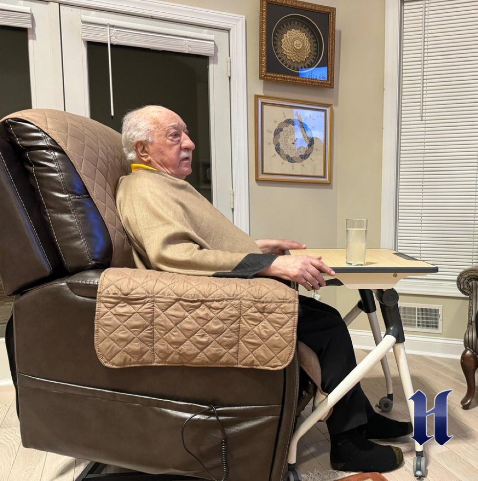 KİMLE VİDEON VARSA, KİMLE FOTOĞRAFIN VARSA, HANGİ TAKIMI TUTUYORSAN, KİMİ DUALARLA HİMMETLERLE AYAĞA KALDIRDIYSAN HEPSİNİN AYRI AYRI ANASINI AVRADINI SİKEYİM!