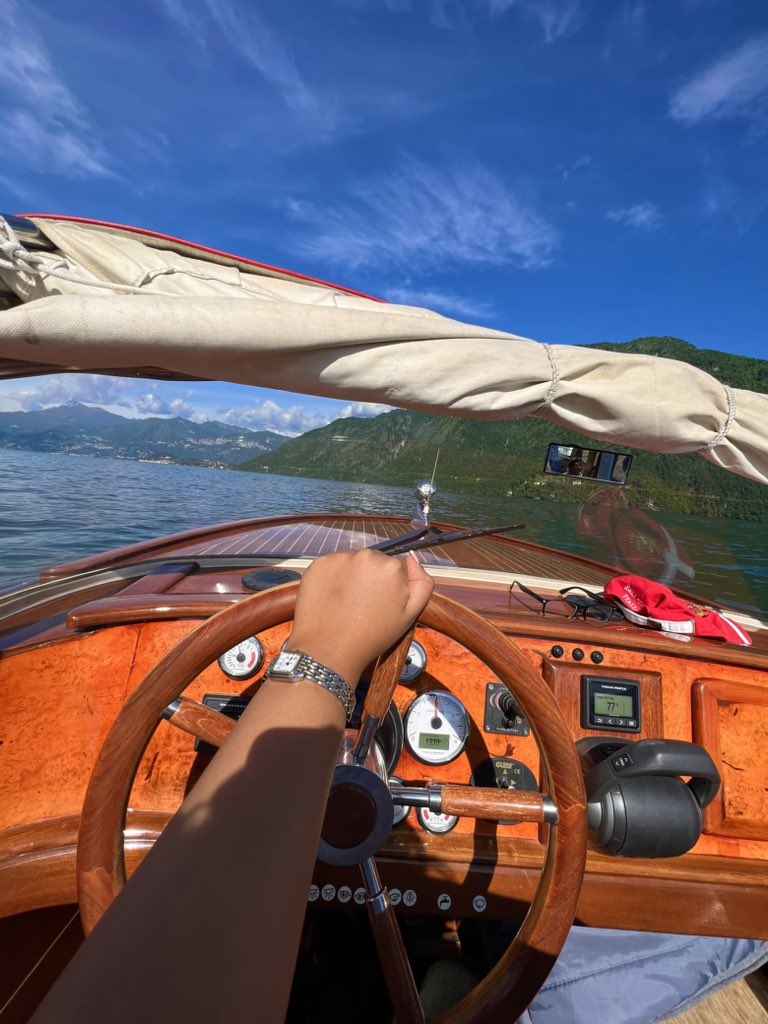 nx4llll's tweet photo. an italian summer https://t.co/VUzHbZxcx3