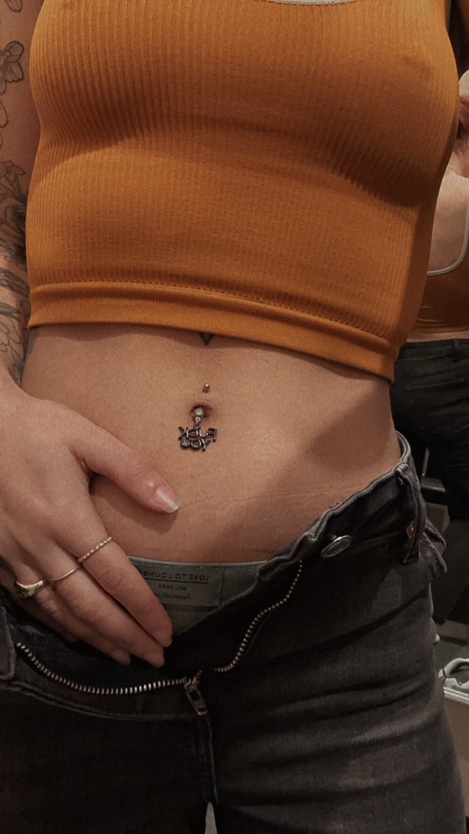 Flip the writing 😉

#bellybuttonpiercing #piercing #navel #alt #alternative #alternativemodel #nipplepiercing #goth #gothic #cute #ootd #outfitoftheday #fashion #fit #lingerie #lingeriemodel #colourful #style #stylish #girly #tattoo #tattoos #inked #inkedgirl #body #bodypositive