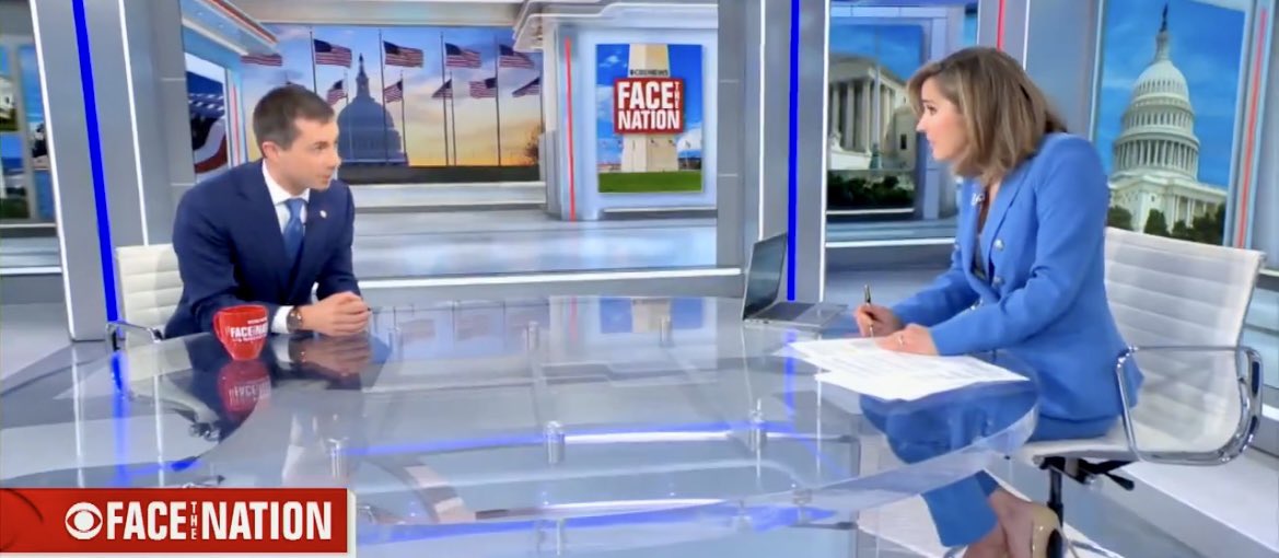 WTLocke's tweet image. Why does this #FaceTheNation exchange have such potential 2B an old, old, #PointCounterPoint SNL skit remake?!? Bravo Curtin and Aykroyd! reddit.com/r/videos/comme…