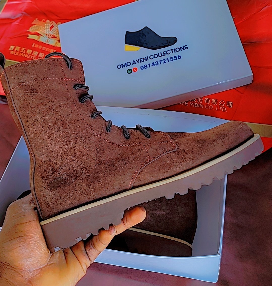 Omo__ayeni's tweet photo. @Oludeewon I make quality and affordable shoes.
Location: Abeokuta, Ogun state.
Prices: Frame 1 and 2 #28,000 each
              Frame 3 #30,000
              Frame 4 # 45,000
Delivery is 2 weeks!!!
Please patronize and repost. Please send your orders to my DM. https://t.co/Agqksrw373
