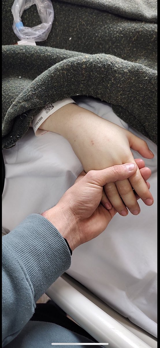Como cuesta estar sin vos Pri, te mando un beso al cielo. Te amo para siempre hermana ❤️