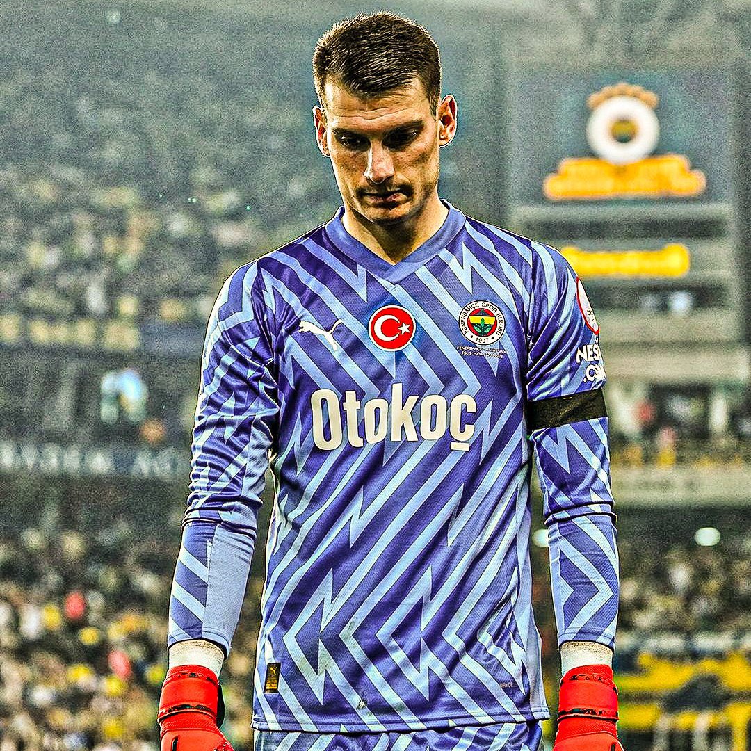 Tüm stadın ilk defa Livakovic dediğini gördüm. En çokta senin adına sevindim... İhtiyacı vardı.

#FBvİST