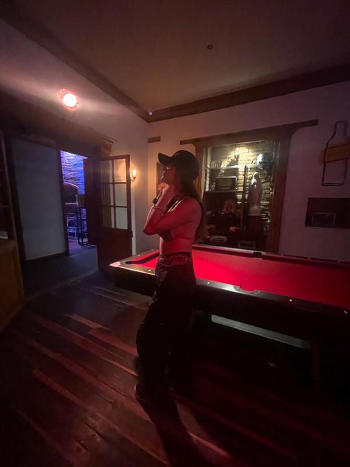 Party https://t.co/AzSULCxNEz<a href="/tag/newprofilepic"class="tags"><span>#newprofilepic</span></a>