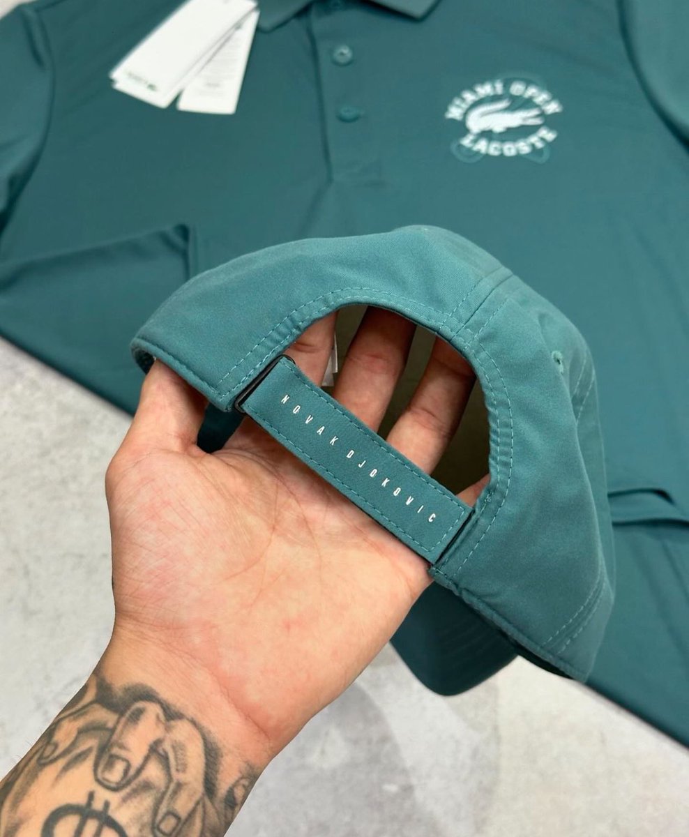 WBanhados18K's tweet photo. Q U E N T E E   🤤🐊 https://t.co/M2b9H4Pc15