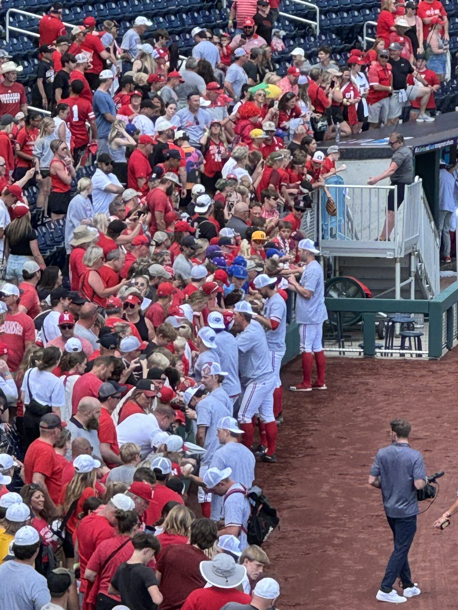 What does a Husker do after a Big 10 Title? Thank HuskerNation! Over 13k on hand at 10 AM to urge @HuskerBaseball on! Great week for Coach Bolt and his program. More to come! #GBR