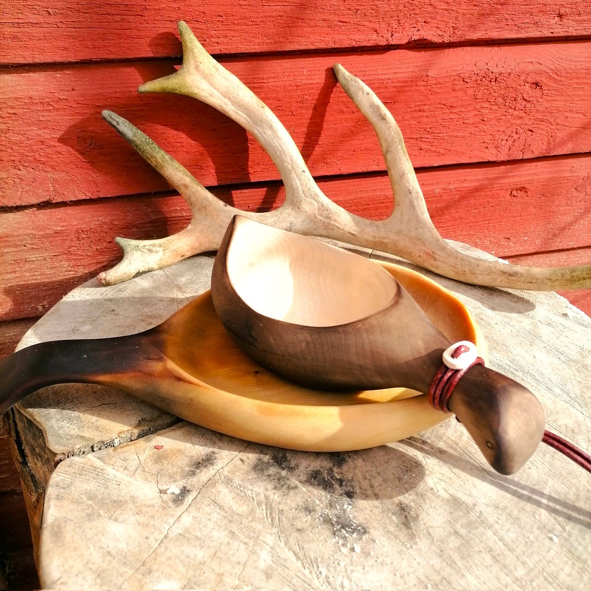 Kuksa in birch wood hand carved by Witaberget from Sweden
witaberget.etsy.com/listing/161325…
#kuksa #bushcraft #camping #coffeecup #mug #lapland