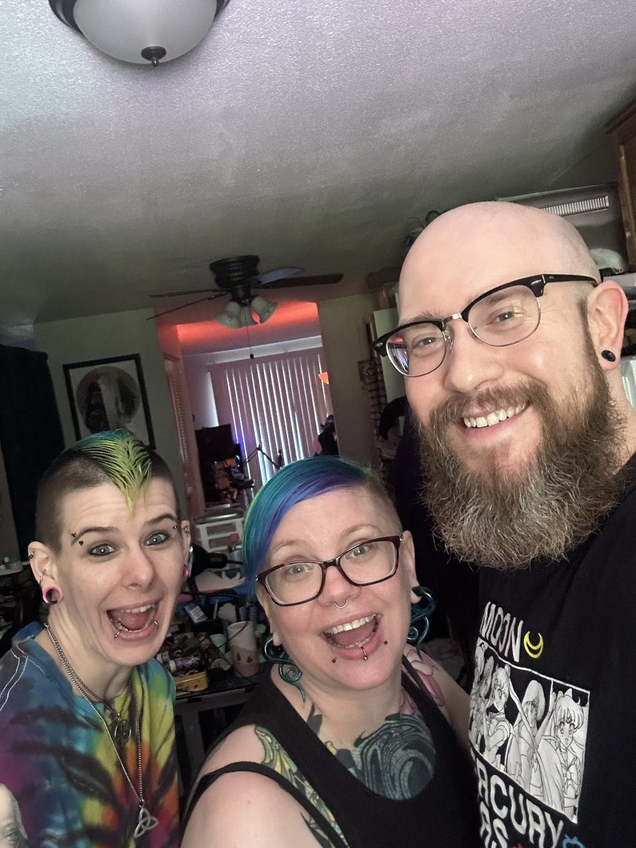 Unsungverse's tweet photo. We are live playing #movingout and taking pies to the face for donations for @StJudePLAYLIVE 🎉🎉🎉🎉 

https://t.co/3F7EmE3yJm https://t.co/qG2aX7ciEP