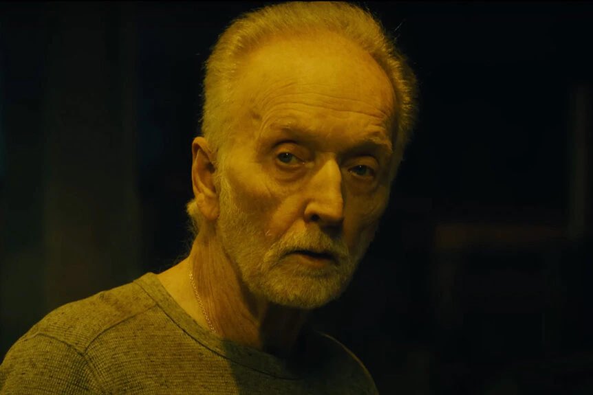 Richard Gadd and Tobin Bell are rumored to star in the next ‘JURASSIC WORLD’ movie. (Source: comingsoon.net/movies/news/17…)