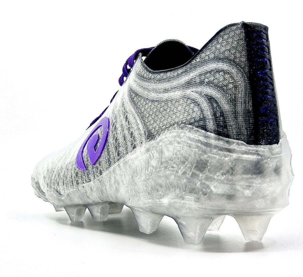 Prevolve Footwear tweet media