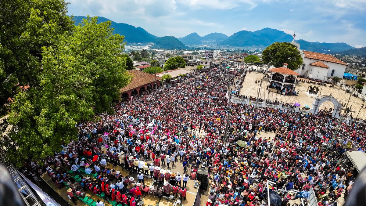 ¡Así se ve el respaldo para @XochitlGalvez, desde Zinacantán, Chiapas! Estamos en el cierre de campaña de nuestra candidata y próxima Presidenta de México. ¡Vamos a recuperar la paz y la tranquilidad de todo el país, vamos por un México sin miedo! #VotaPRI