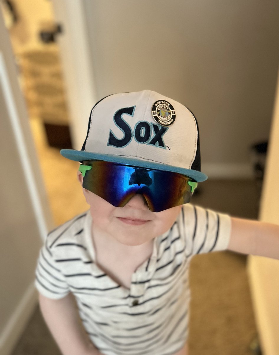 Someone is insistent on wearing his brothers gear. @EverettAquaSox #AquaSox